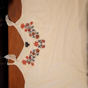 Torrid Cami with Embroidered Flowers, size 3